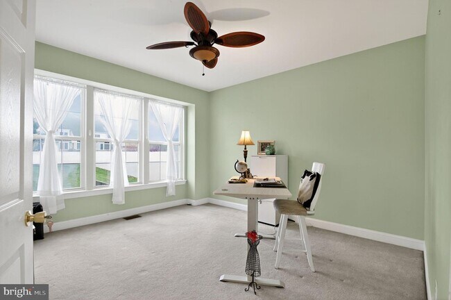 Building Photo - 20 Jasmine Rd