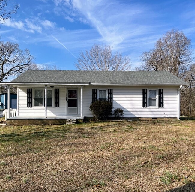 Building Photo - NICE CLEAN COUNTRY HOME, 3 BDRM 1.5 BA