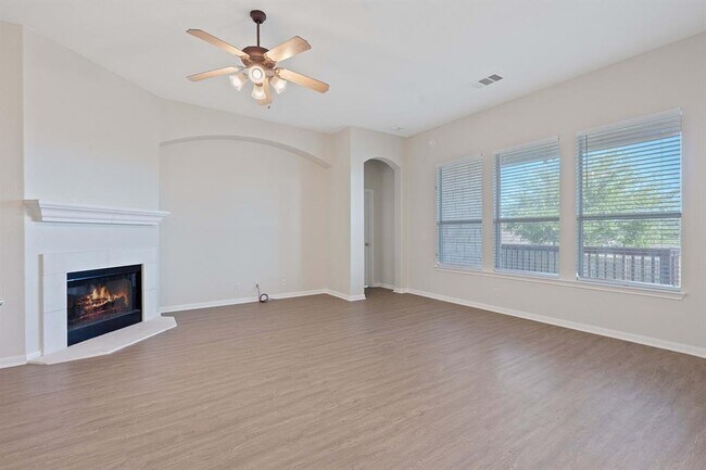 Building Photo - 521 Manchester Ln