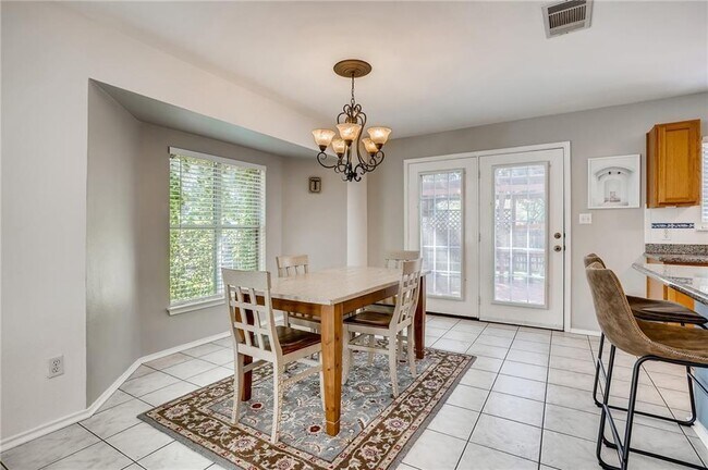 Building Photo - 1020 Skylark Hill Ln