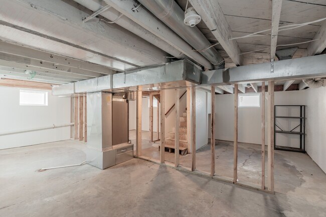 Building Photo - 1529 S 9th St