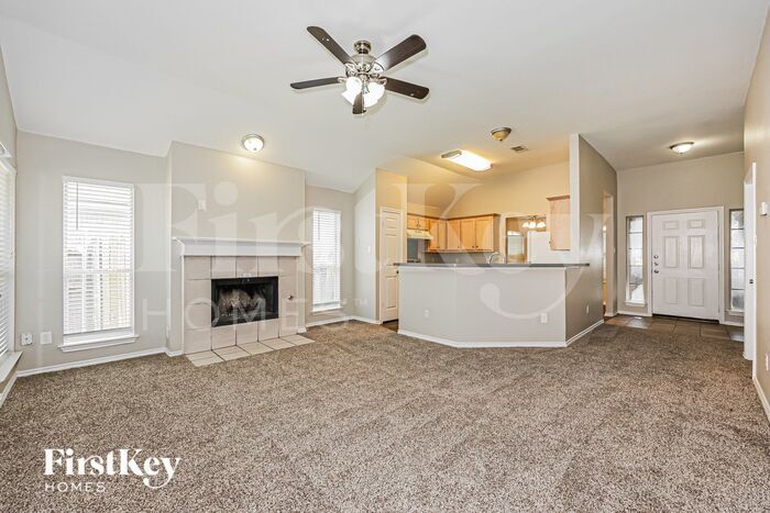 Building Photo - 5621 Wellston Dr