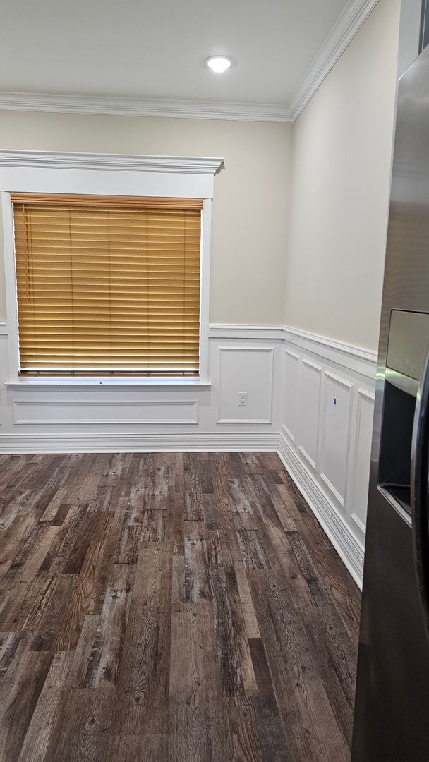 Building Photo - Knights Landing four bedroom home