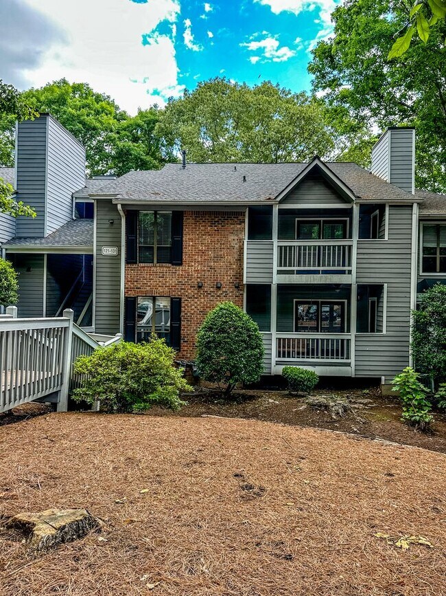 Primary Photo - 2 bed/2 bath condo in great Roswell location