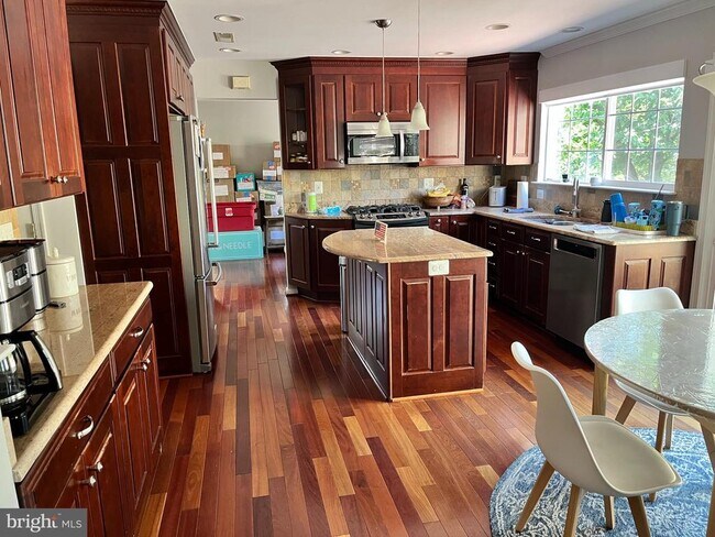 Building Photo - 20611 Coppersmith Dr