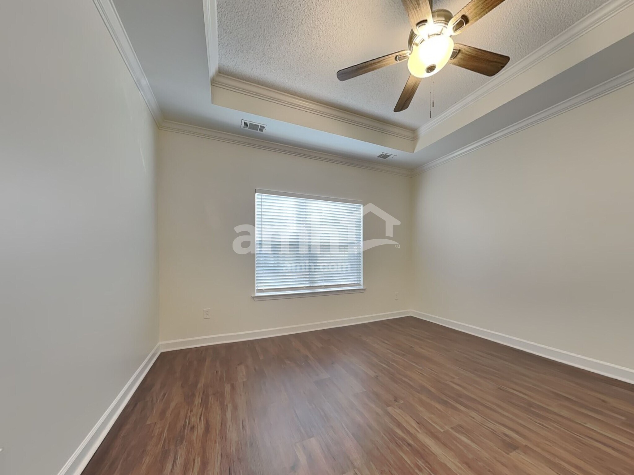 Building Photo - 344 Bristol Way