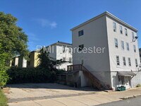 Building Photo - 174 Ingleside Ave