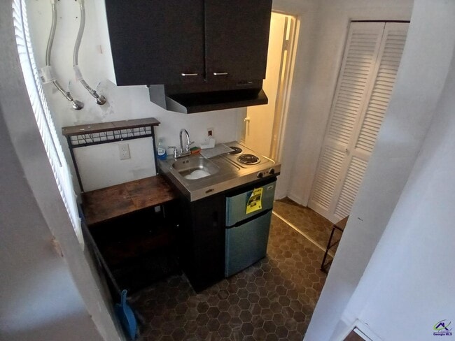 Building Photo - 218 Hunt St