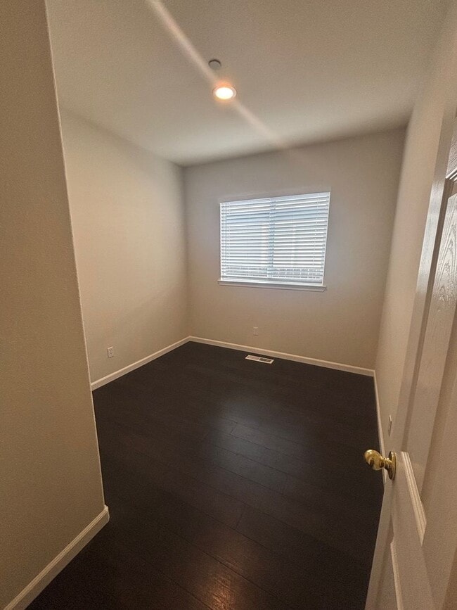 Building Photo - * Move In Special!! $500 off First Month's Rent!!**  Single level 3 bedroom 2 bathroom home in Wi...