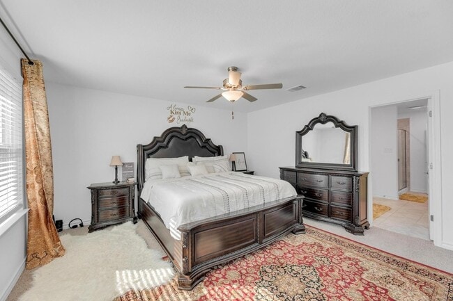 Building Photo - 112 Gracie Wy