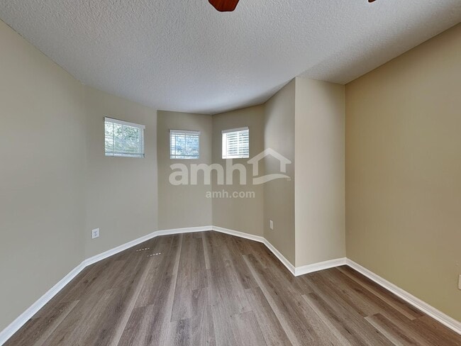 Building Photo - 508 Azalea Bloom Dr