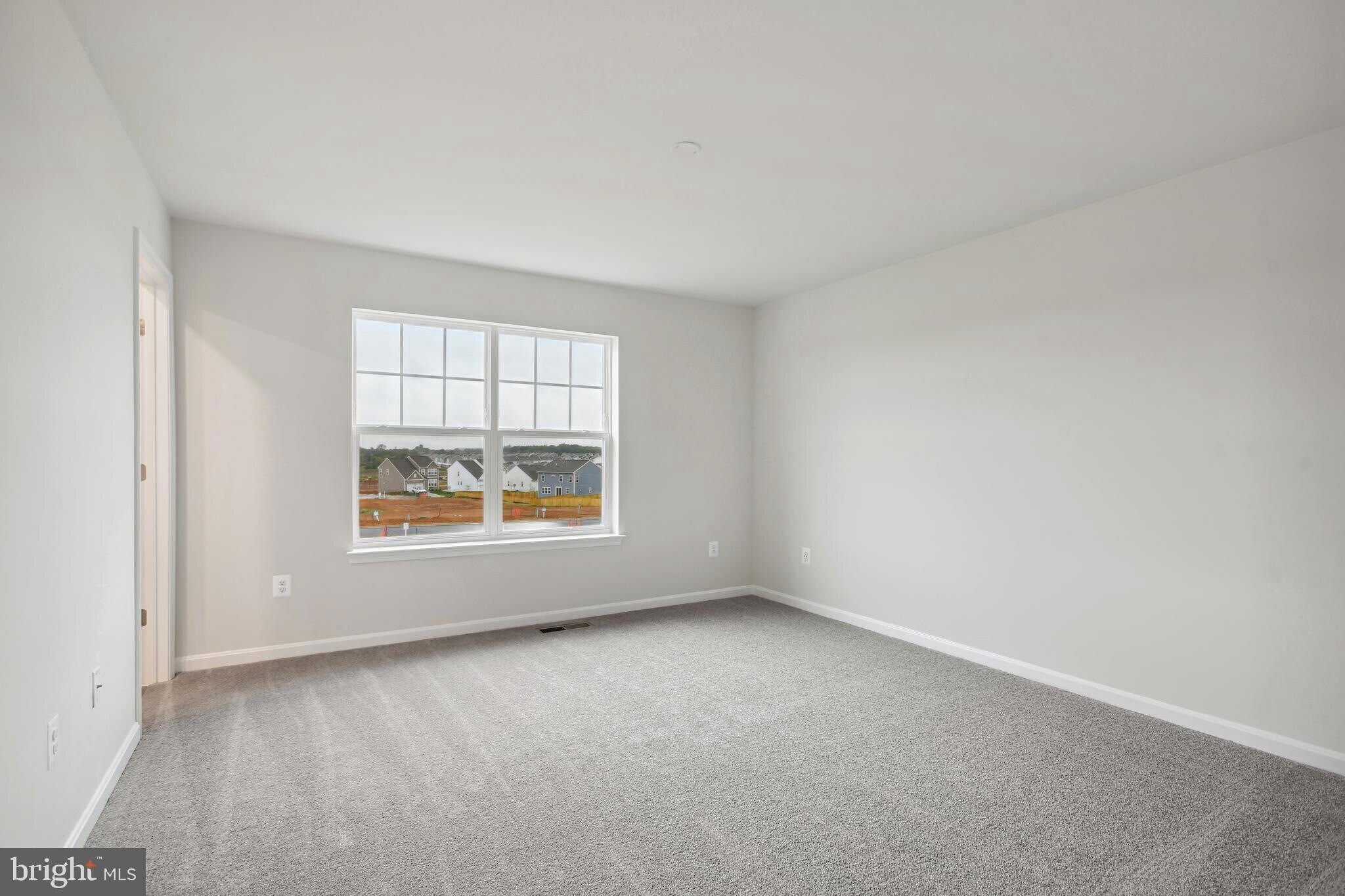 Building Photo - 121 Solstice Way