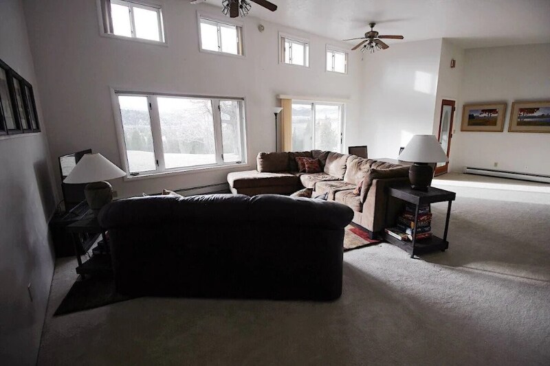 Building Photo - 783 MT-2