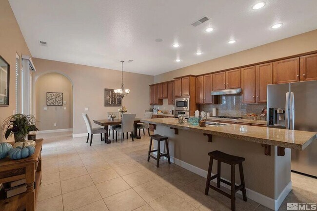 Building Photo - Damont Ranch Townhome Available to Lease Now