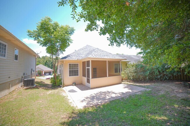 Building Photo - 5569 Hampton Hill Cir