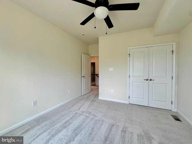 Building Photo - 13727 Endeavour Dr