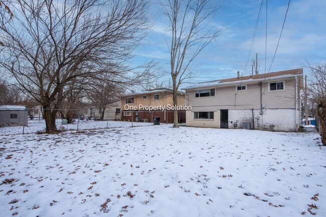 Building Photo - 576 S New Jersey St