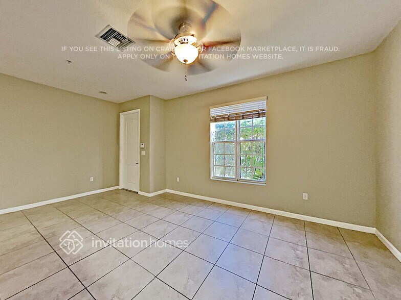 Building Photo - 206 SW 7th Ct