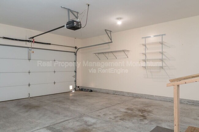 Building Photo - 3531 Leawood Ave