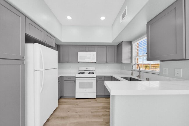 Building Photo - 520 Arrowhead Trail