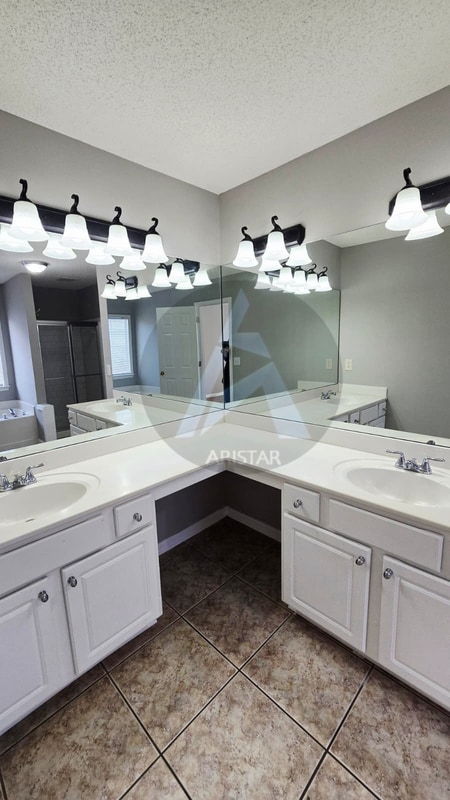 Building Photo - 2106 Clearvista Dr NW