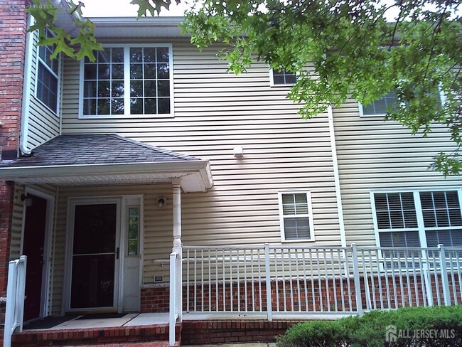 Primary Photo - 228 Pinelli Dr