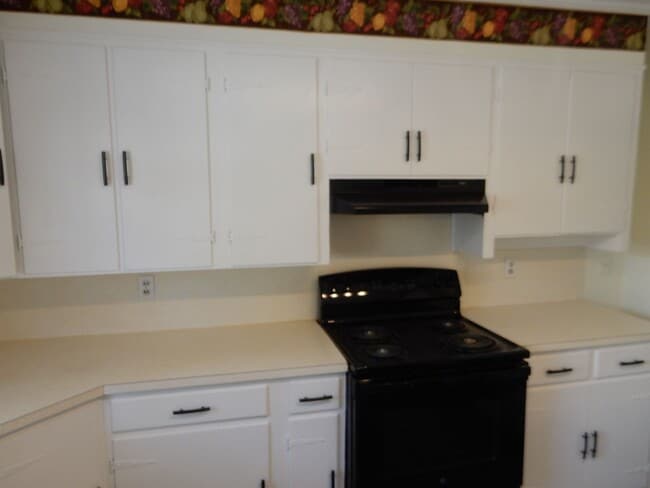 Building Photo - 3 BR home, convenient to Downtown Vinton!