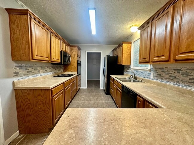 Building Photo - 1144 MS-42