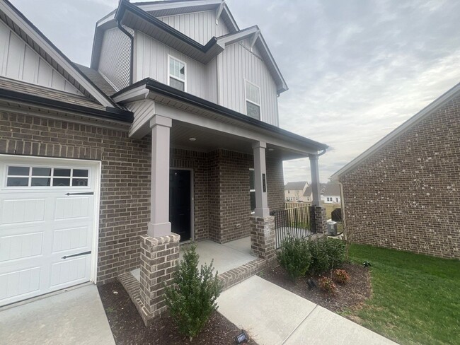 Building Photo - 312 Traywick Pl