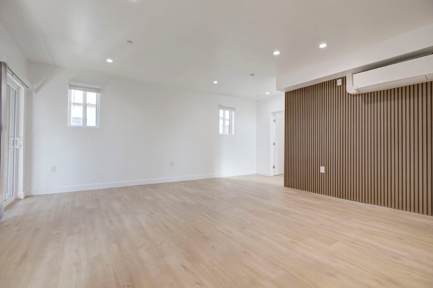 Building Photo - 5650 Cartwright Ave