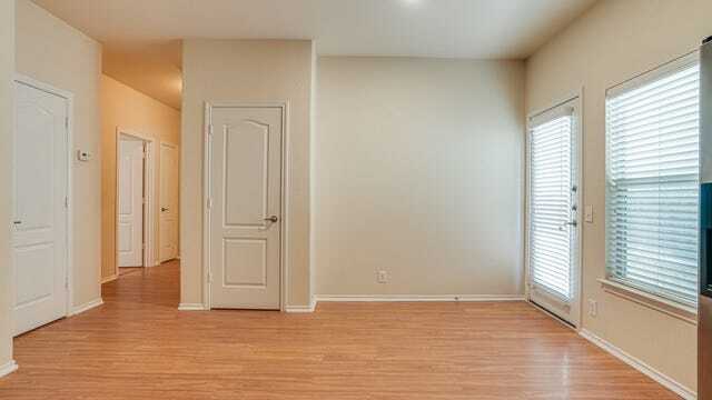 Building Photo - 8519 Pecan Cross