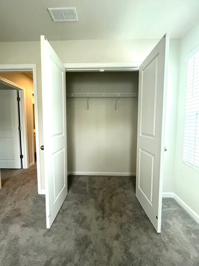 Building Photo - Brand New, 3 BR, 2.5 BA Townhome with Garage