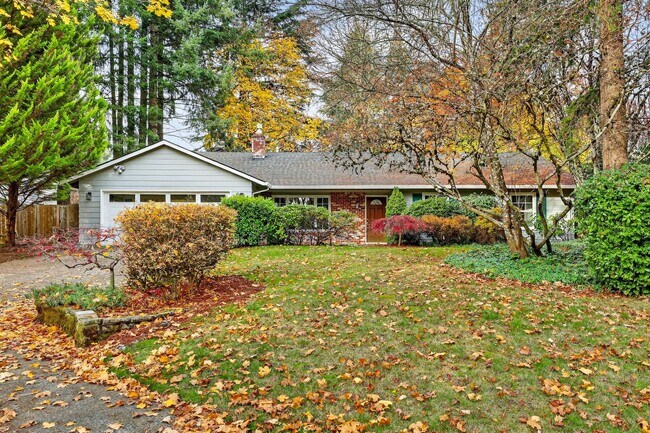 Building Photo - 13525 SW Roan Ct