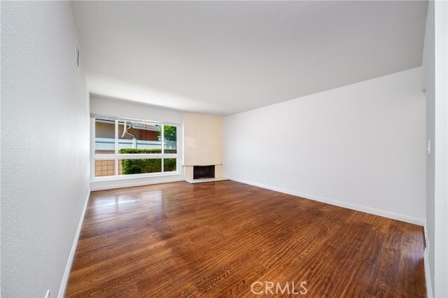 Building Photo - 1530 Elmsford Ave
