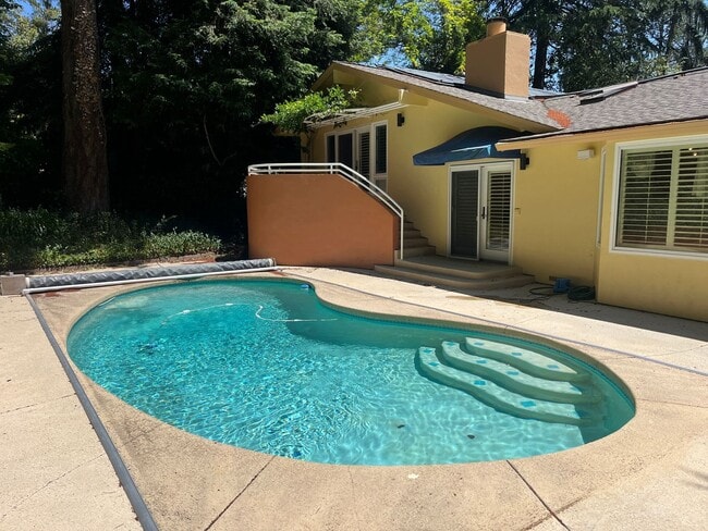 Building Photo - NEW YEAR NEW HOME! Amazing North Bay Oasis in coveted area of East Santa Rosa w/outdoor pool and ...