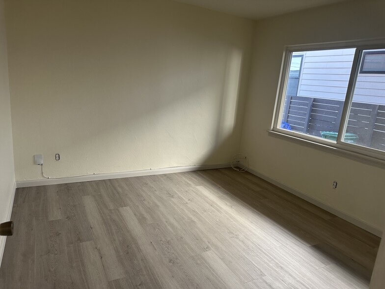 Bedroom 1 - 1055 61st St