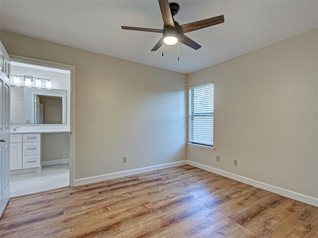 Building Photo - 4008 Crockers Lake Blvd