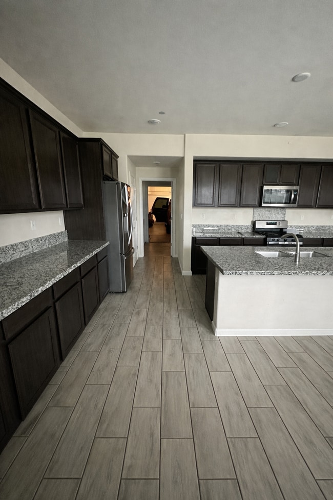 Building Photo - 646 Aromas Pl