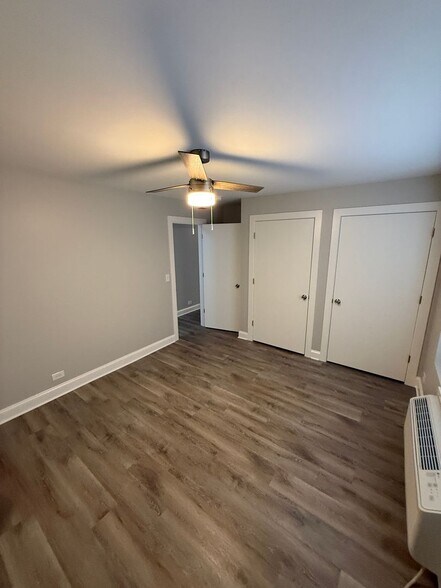 Building Photo - 744 W Gordon Terrace