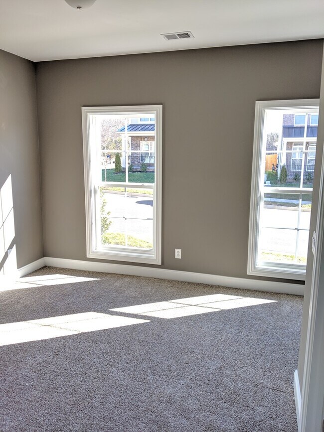 Building Photo - Beautiful Brand New Home in Burkitt Village