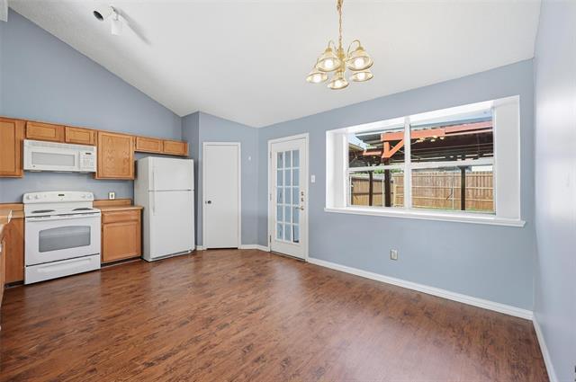 Building Photo - 2425 Oakmont Dr