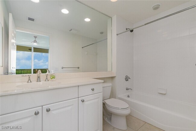 Building Photo - 455 Cove Tower Dr