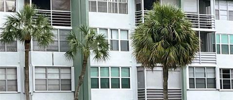 Building Photo - 2751 Taft St