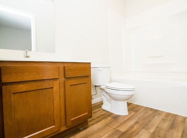 Building Photo - 3702 W Truman Blvd