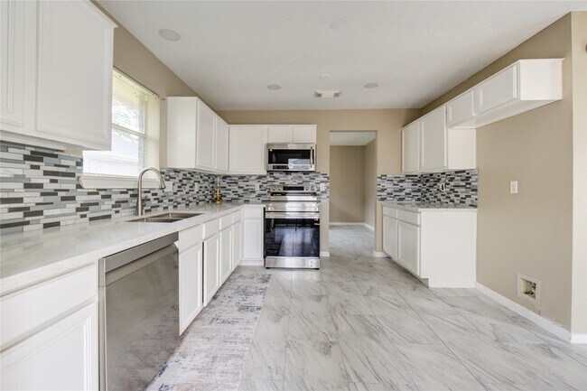 Building Photo - 1411 Township Ct