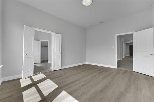 Building Photo - 3004 Cremini Fls