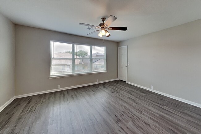 Building Photo - 4714 Pin Oak Creek Ln