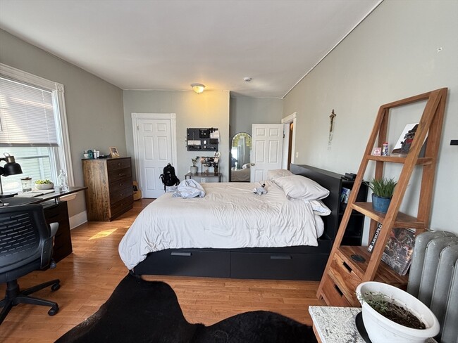 Building Photo - 1 Sachem St