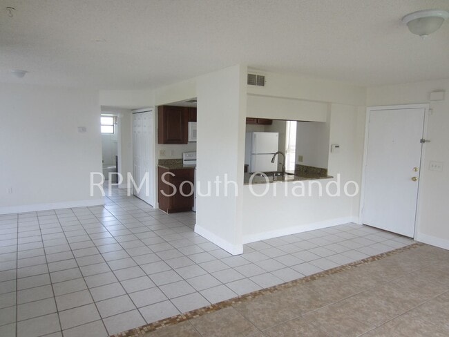 Building Photo - 2 bed 2 bath Kissimmee