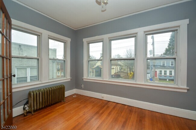 Building Photo - 308 Hoboken Rd